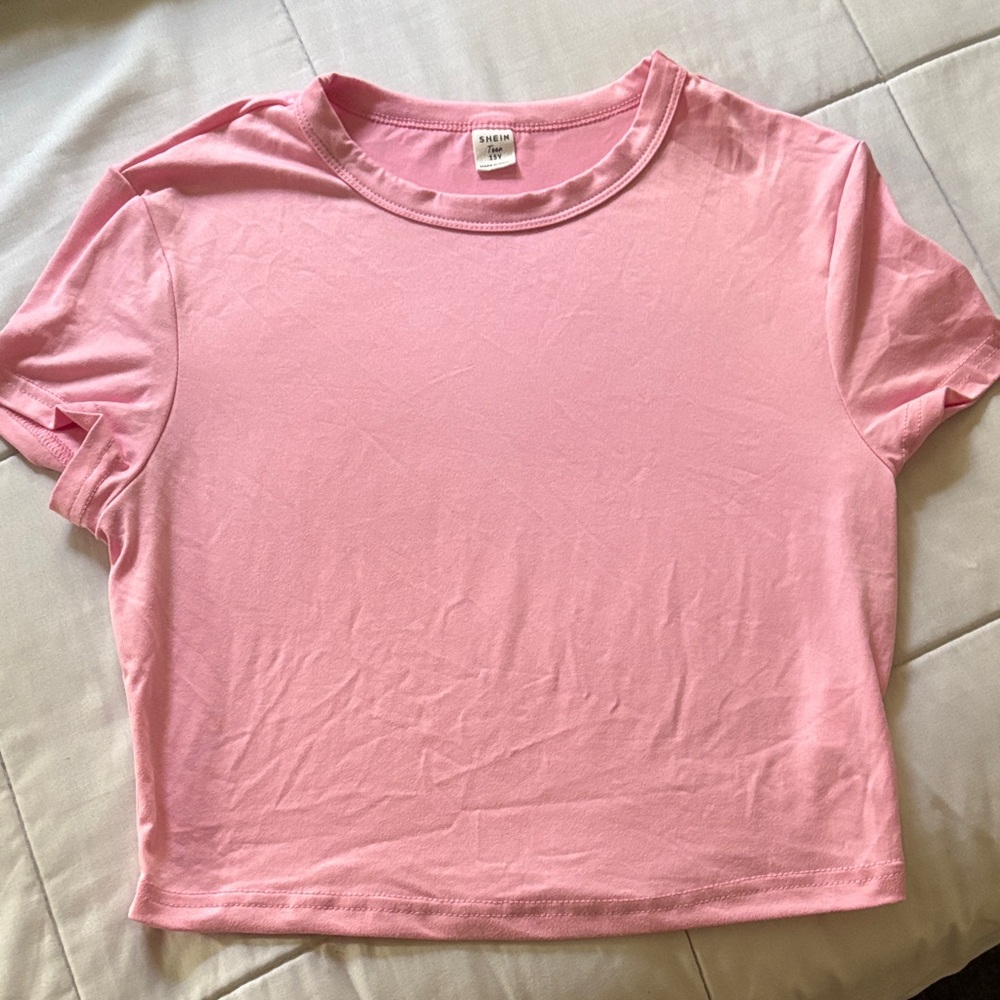 SHEIN Pink Crop Top